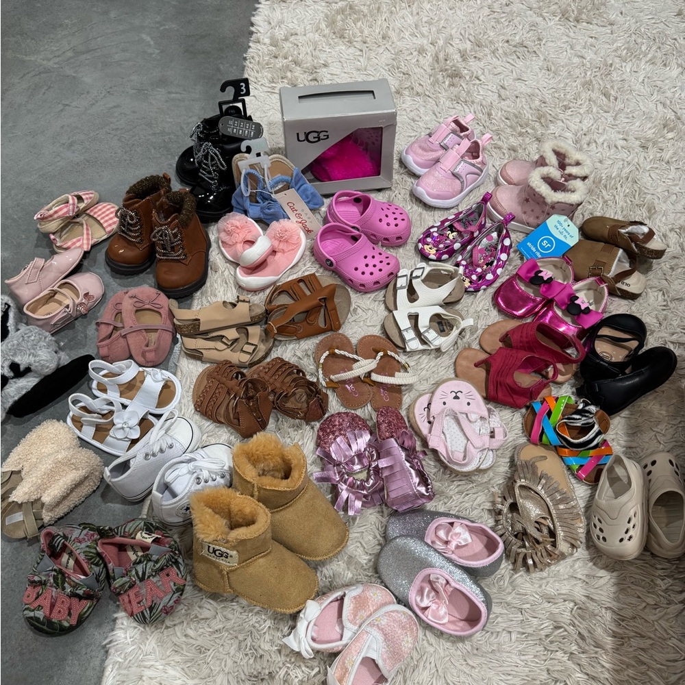 UGG Chestnut Baby Boots with Fur Lining